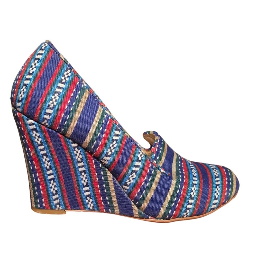 Chelsea Crew Southwestern Tribal Stripe Canvas covered wedge heel espadrille 8.5